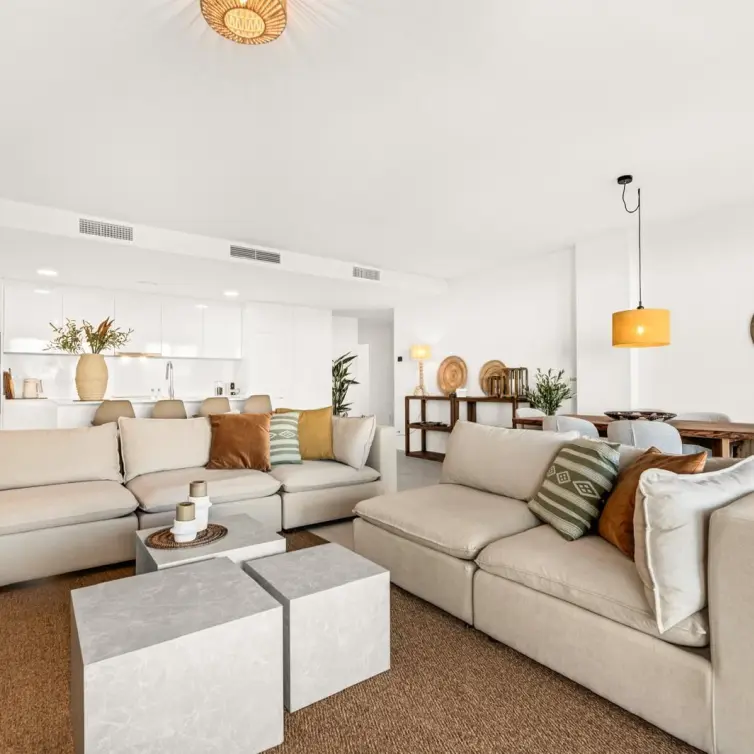 Sale of ground floor apartment in Estepona