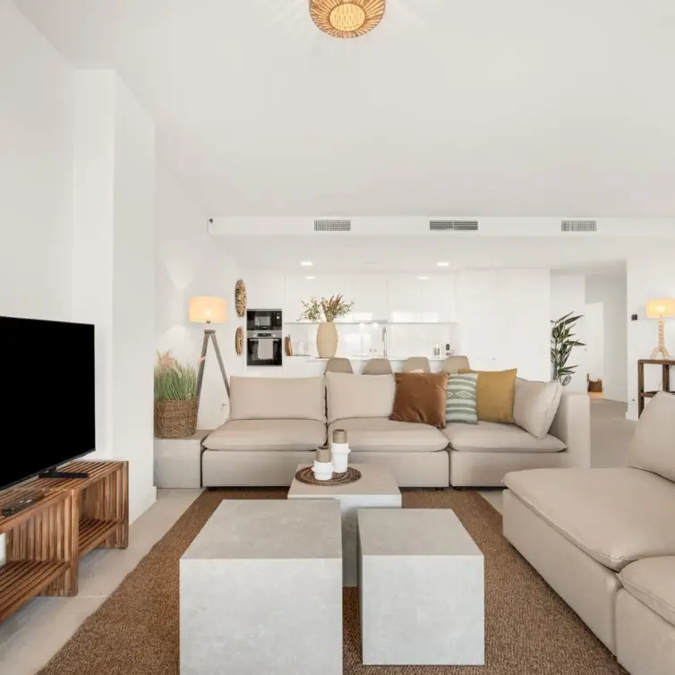 Sale of ground floor apartment in Estepona