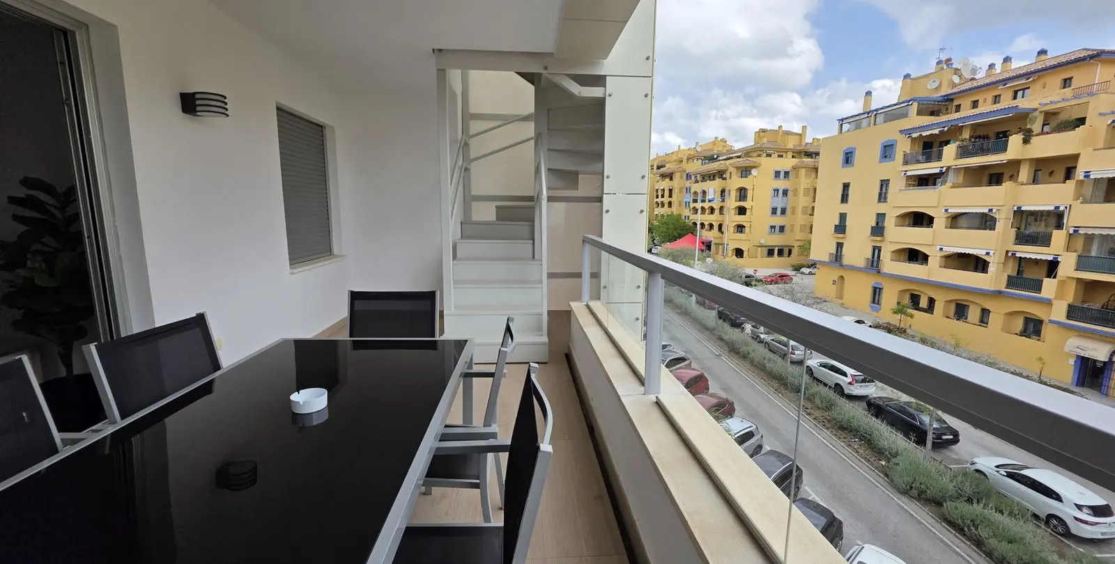Sale of penthouse duplex in San Pedro de Alcántara 31