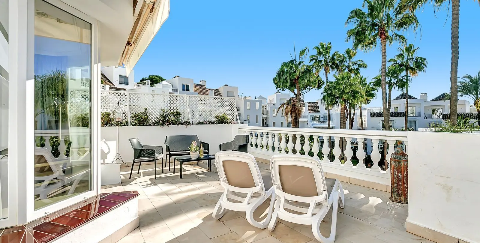 Venta de apartamento en planta media en Elviria 7