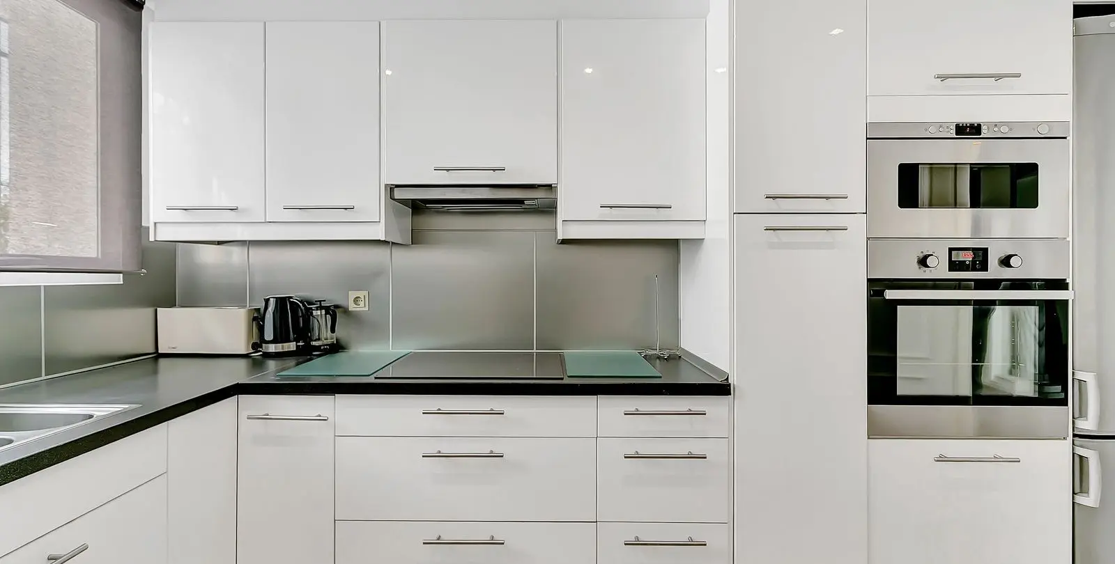 Venta de apartamento en planta media en Elviria 10