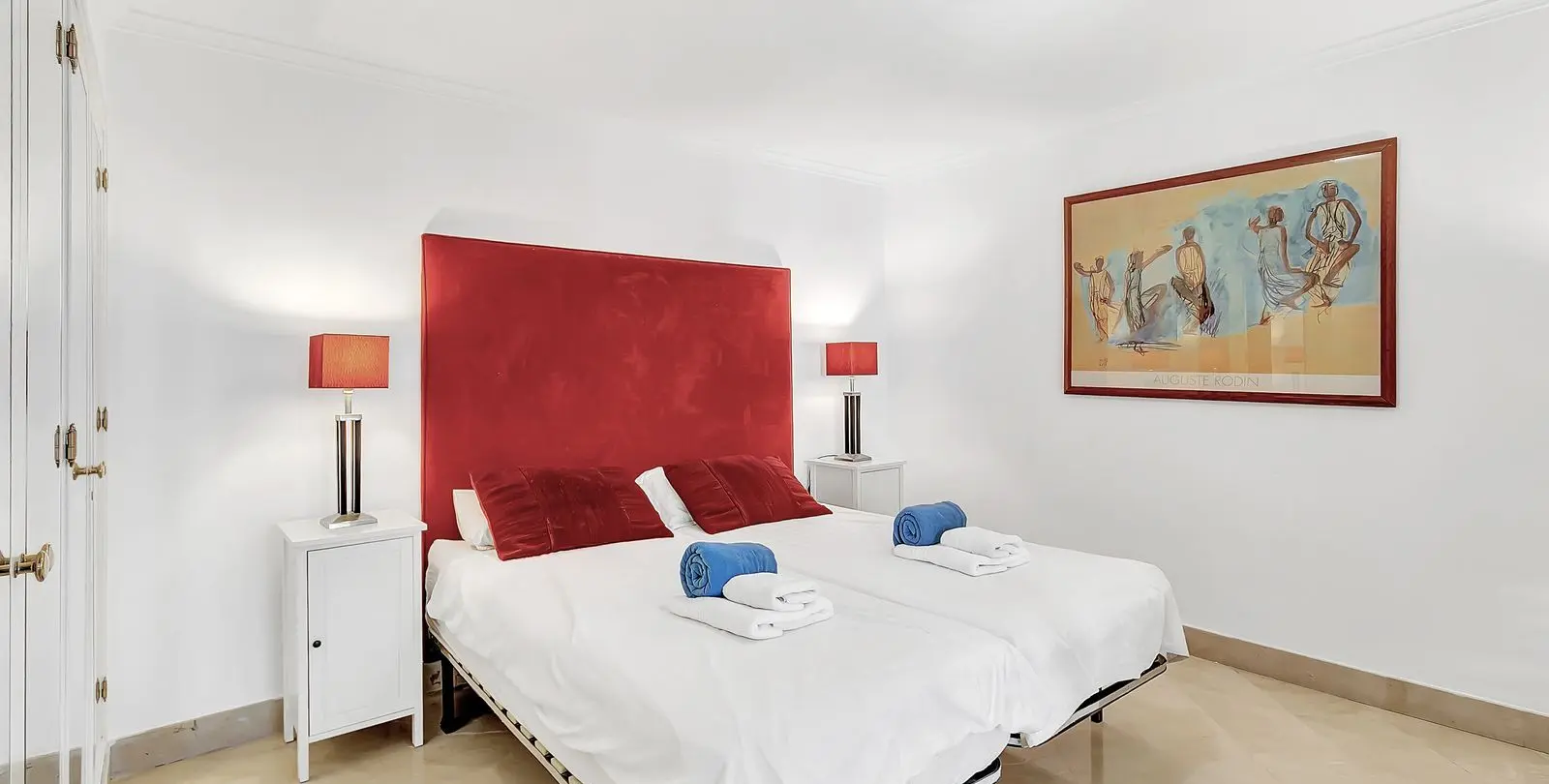 Venta de apartamento en planta media en Elviria 31