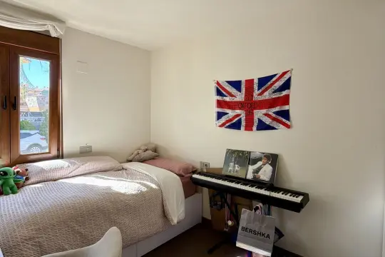 Image 9 thumb