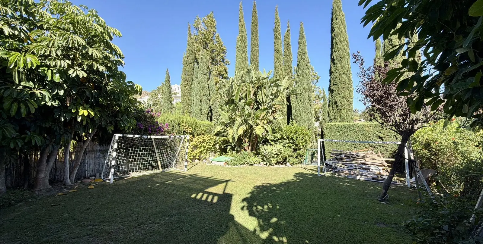 Продажа дома на две семьи в Benalmadena 28