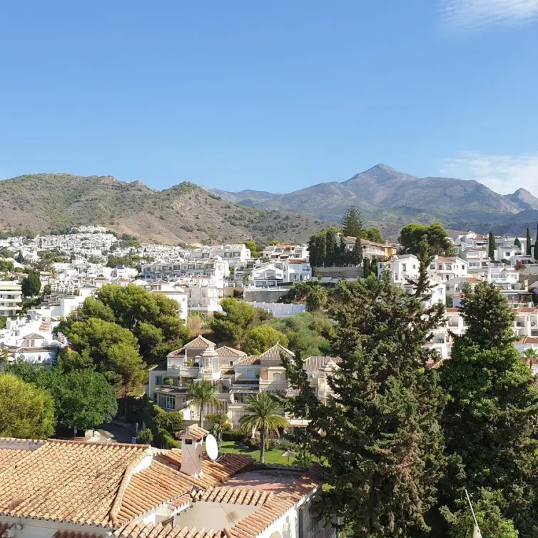 Venta de casa pareada en Nerja
