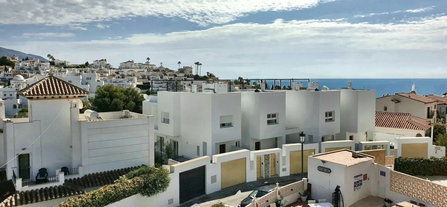 Venta de casa pareada en Nerja 2