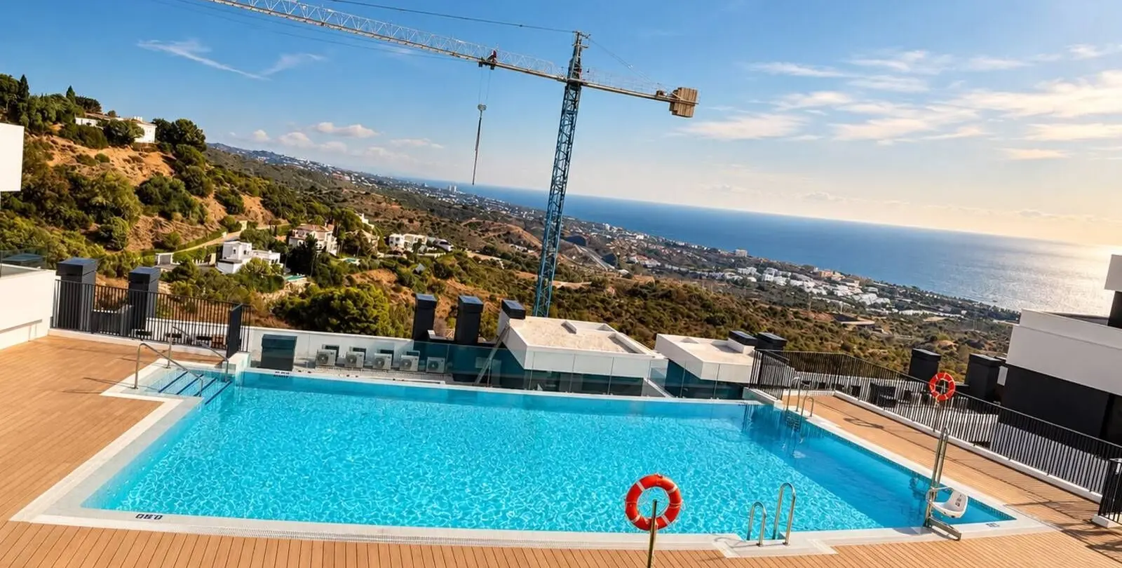 Sale of penthouse in Los Monteros 30