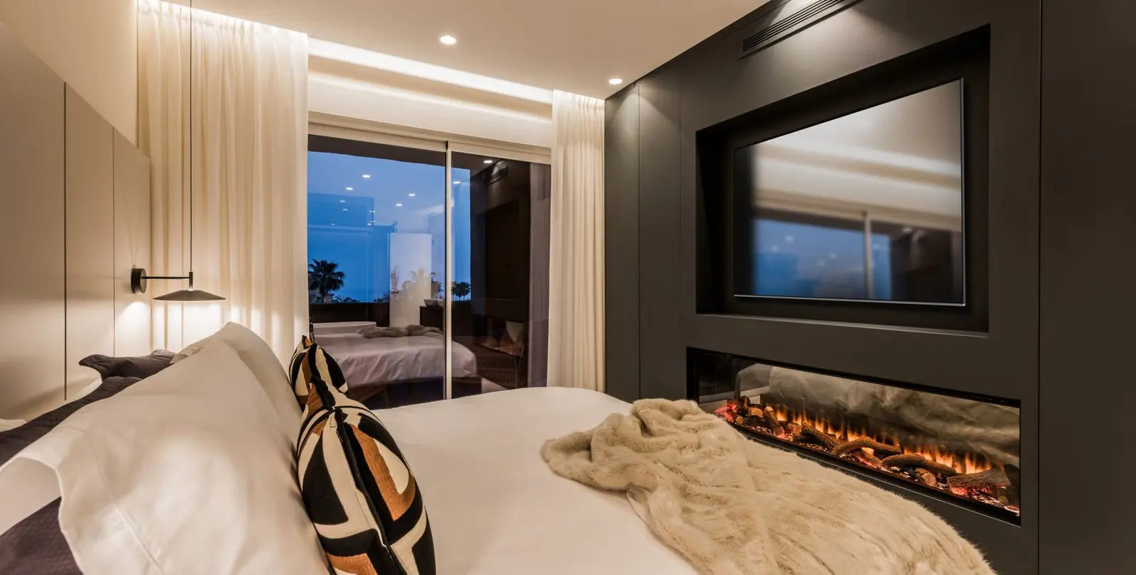 Venta de apartamento en planta media en Estepona 23