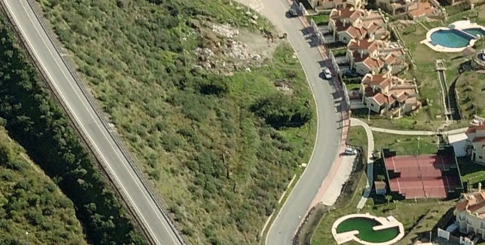 Venta de parcela residencial en Riviera del Sol 1