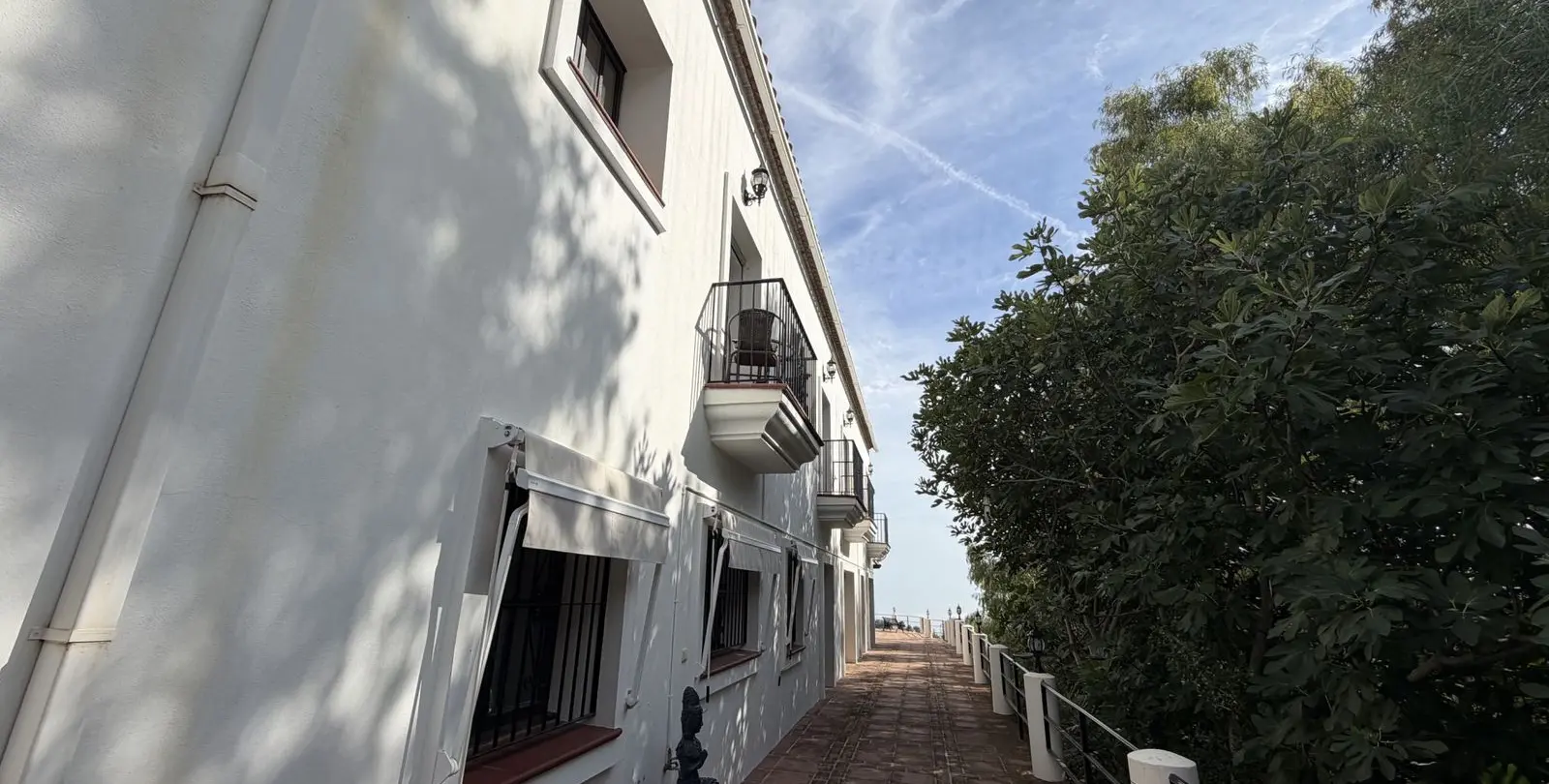 Sale of detached villa in Mijas Costa 37