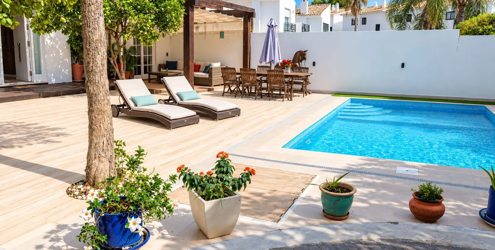 Sale of detached villa in Atalaya 8