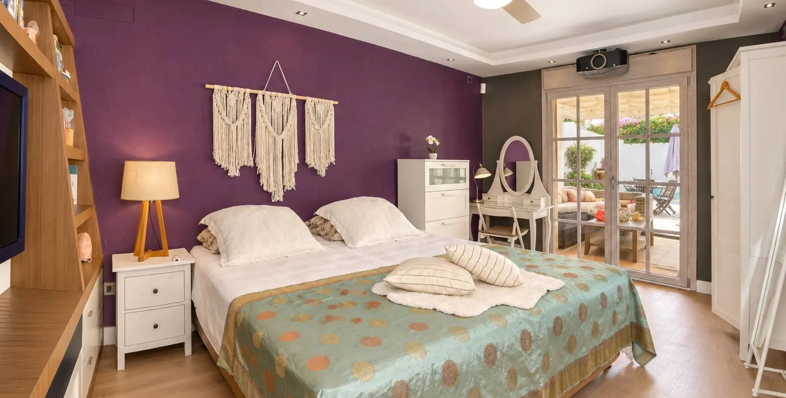 Sale of detached villa in Atalaya 10