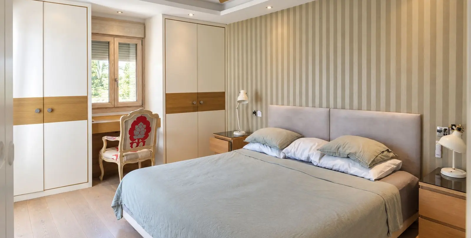 Sale of detached villa in Atalaya 11