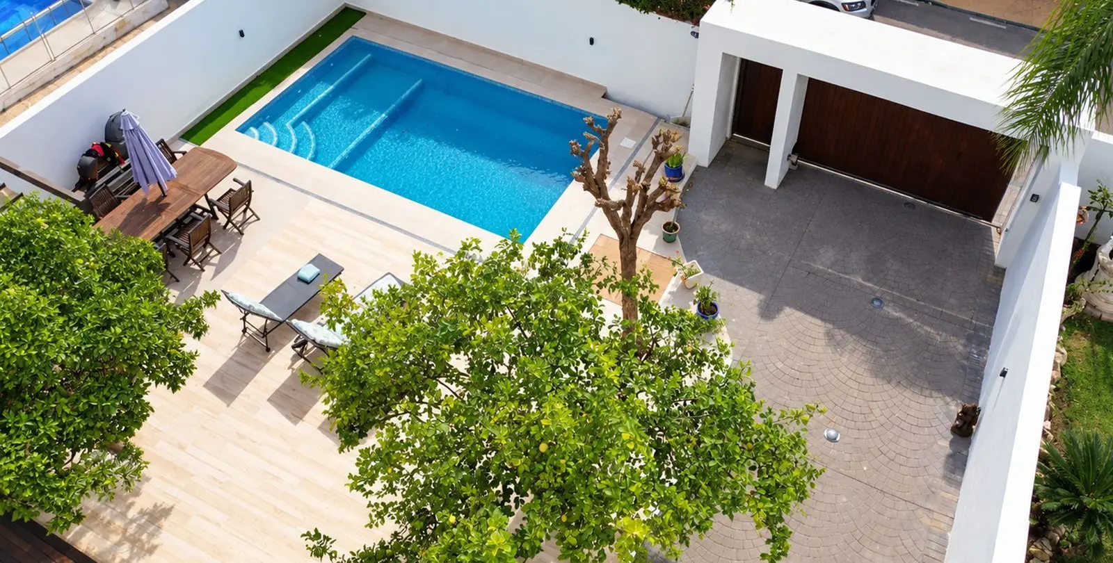 Sale of detached villa in Atalaya 19