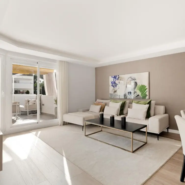 Long-term rent of middle floor apartment in Nueva Andalucía