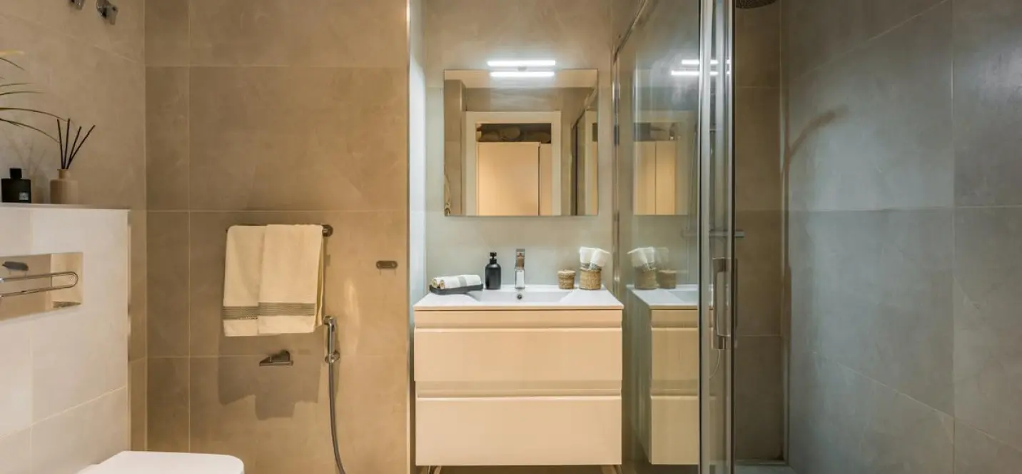 Long-term rent of middle floor apartment in Nueva Andalucía 4