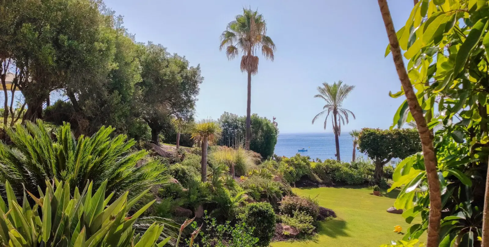 Long-term rent of middle floor apartment in Nueva Andalucía 34