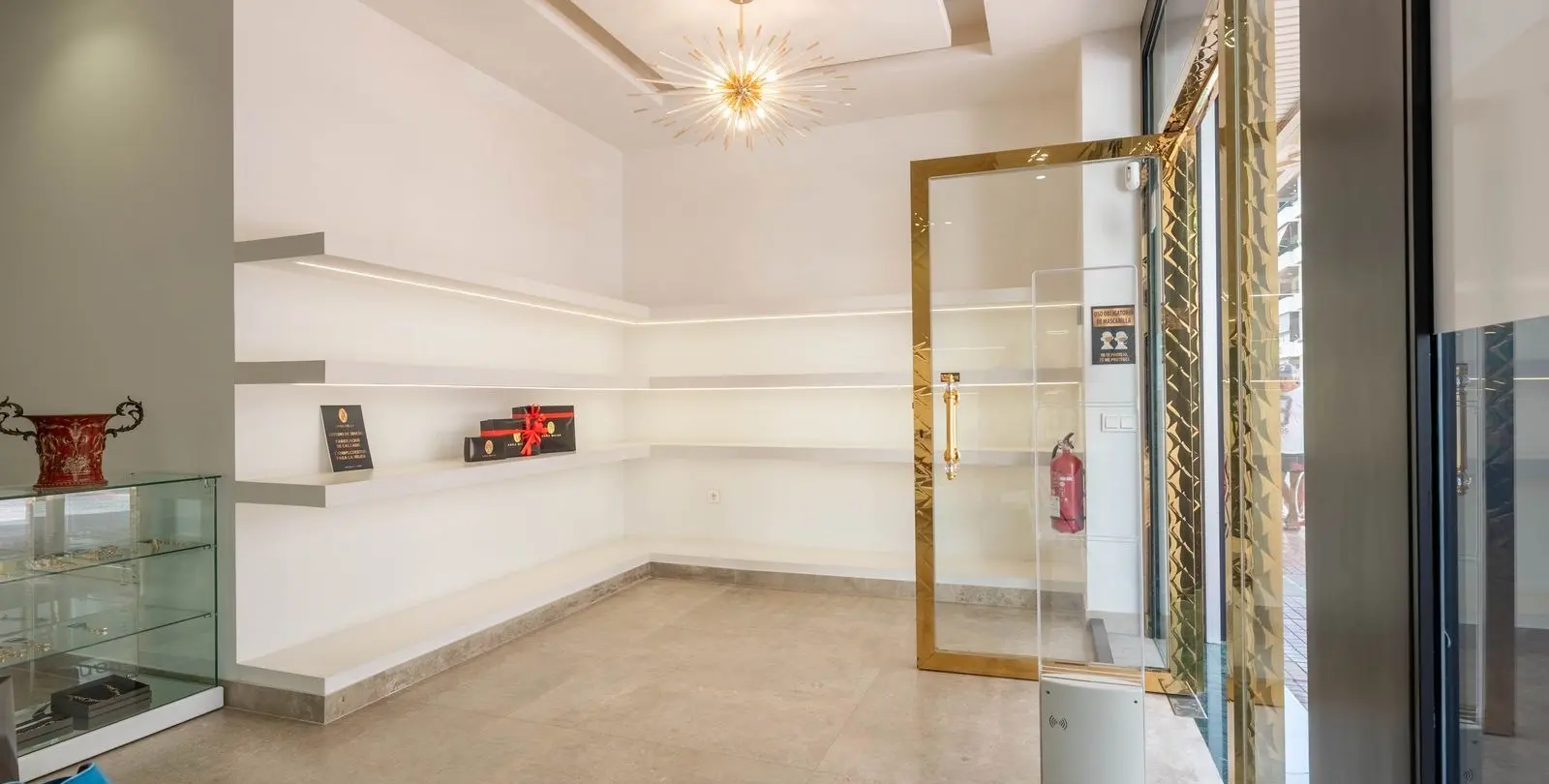 Venta de tienda en Marbella 3