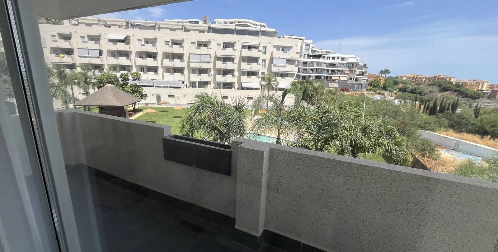 Продажа апартаментов на среднем этаже в Riviera del Sol 4