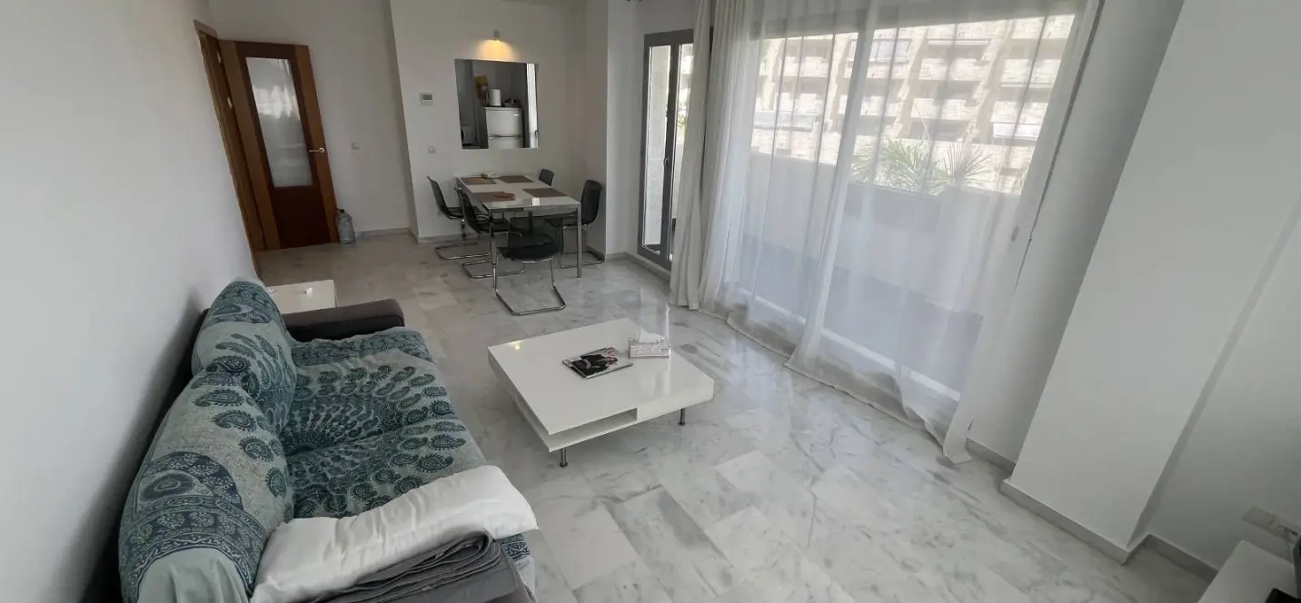 Venta de apartamento en planta media en Riviera del Sol 4