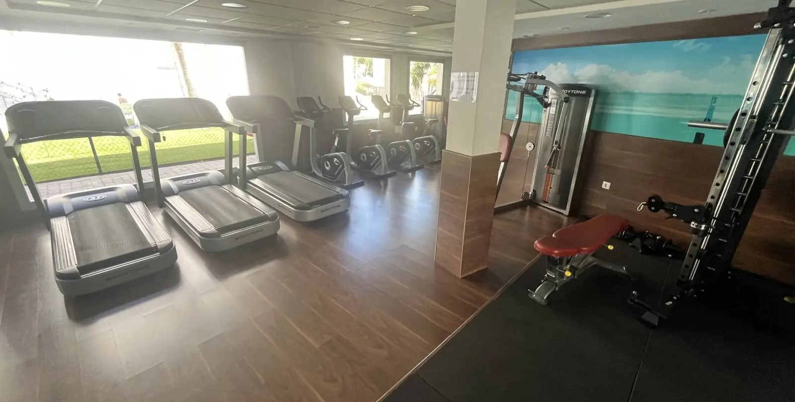Продажа апартаментов на среднем этаже в Riviera del Sol 32