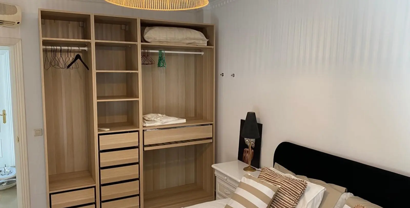 Long-term rent of detached villa in El Paraiso 22