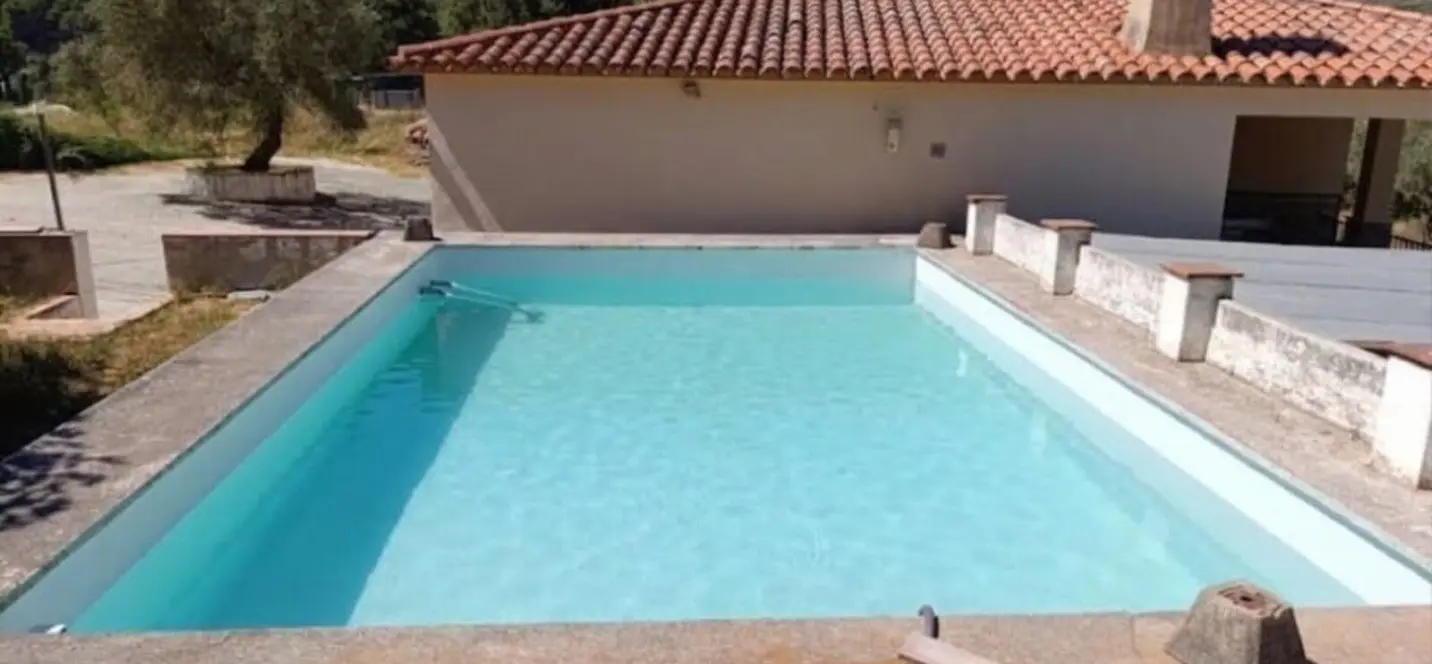 Venta de villa independiente en Ojén 0