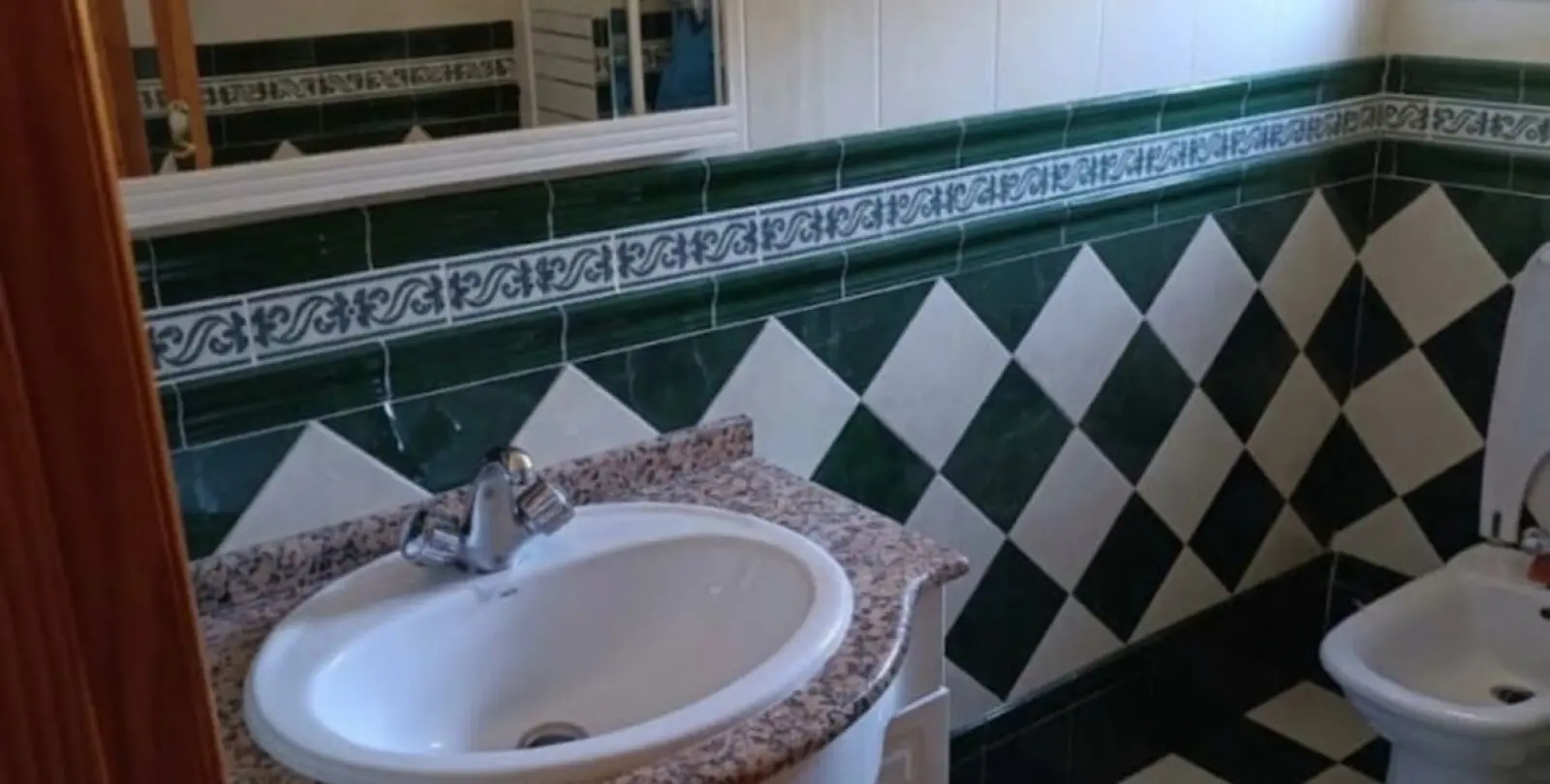 Sale of detached villa in Ojén 10