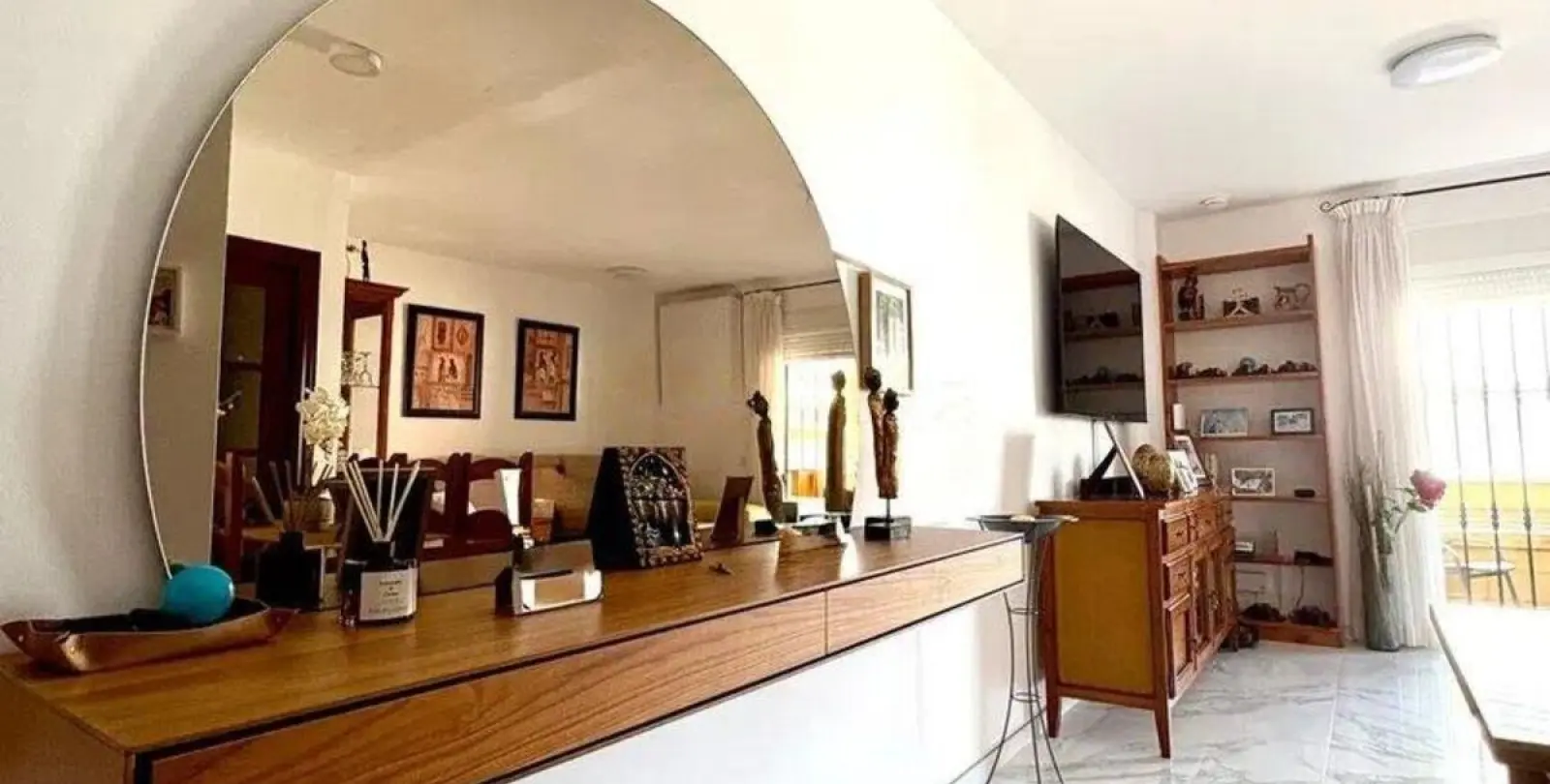 Sale of ground floor apartment in Cancelada 10