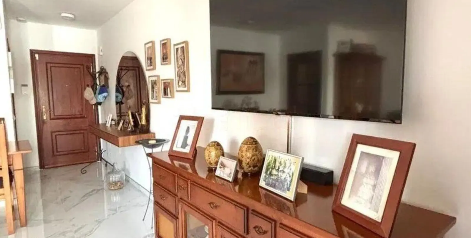 Sale of ground floor apartment in Cancelada 11
