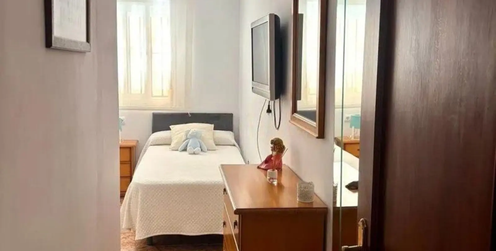 Sale of ground floor apartment in Cancelada 21