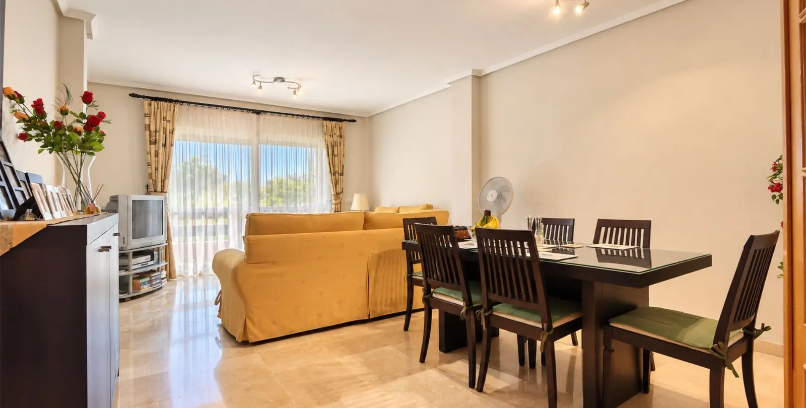 Sale of middle floor apartment in Cabopino 2