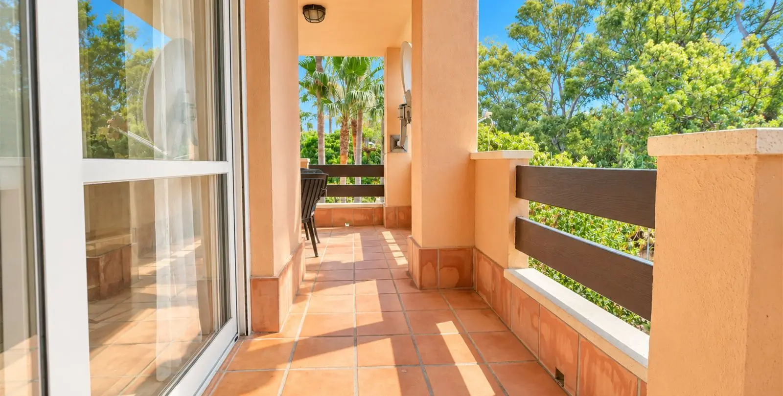Sale of middle floor apartment in Cabopino 3