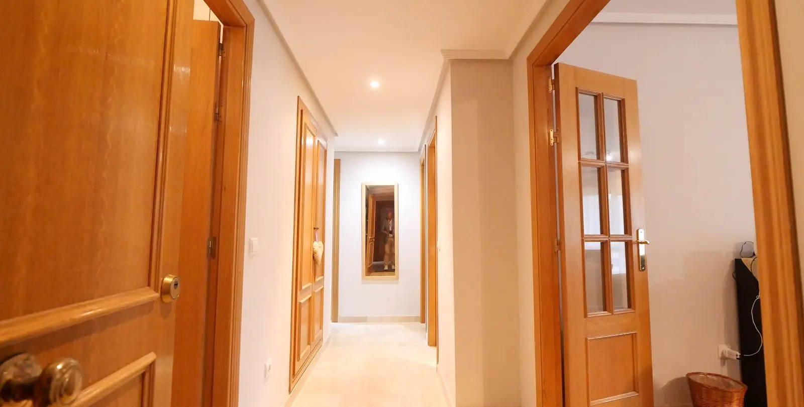 Sale of middle floor apartment in Cabopino 5
