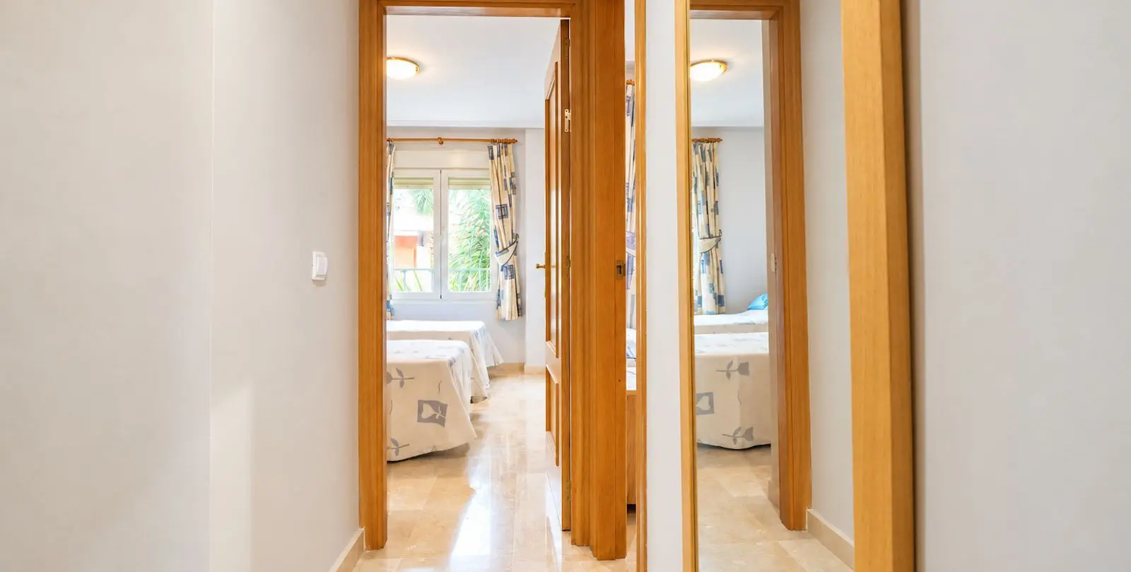 Sale of middle floor apartment in Cabopino 21