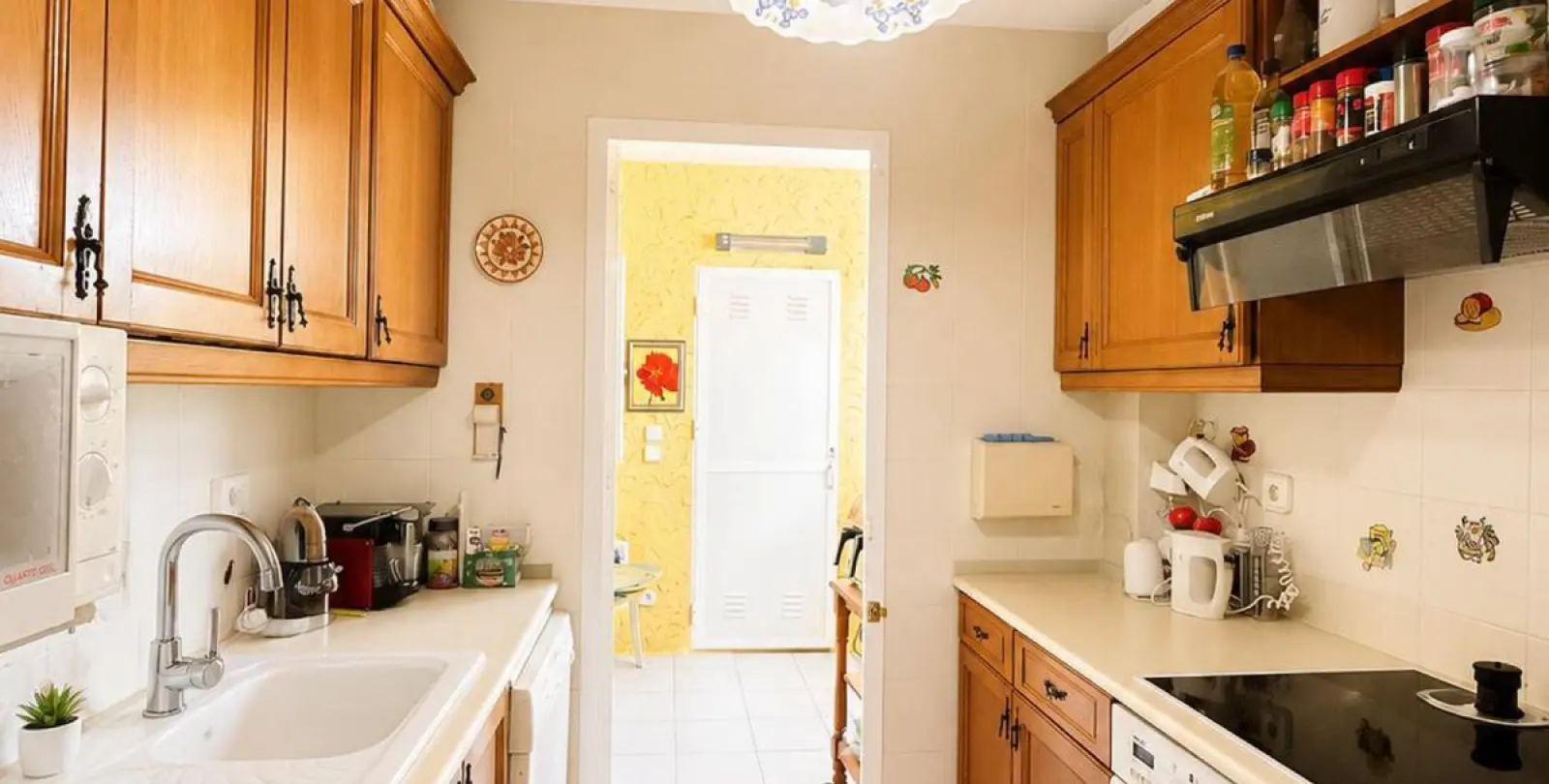 Sale of penthouse in Calahonda 7