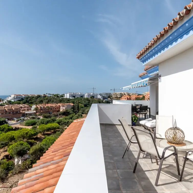 Sale of penthouse in El Faro
