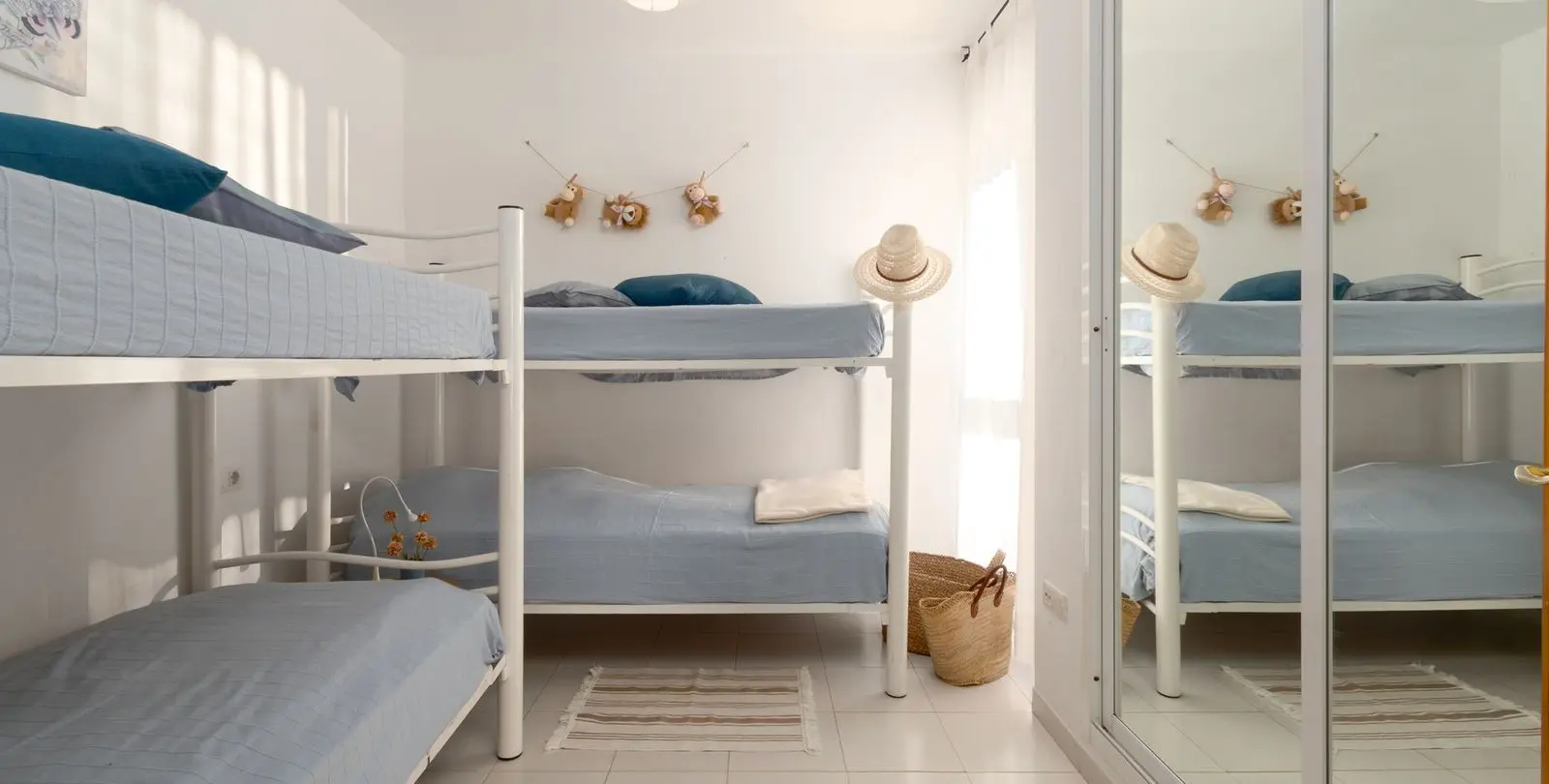 Sale of penthouse in El Faro 8