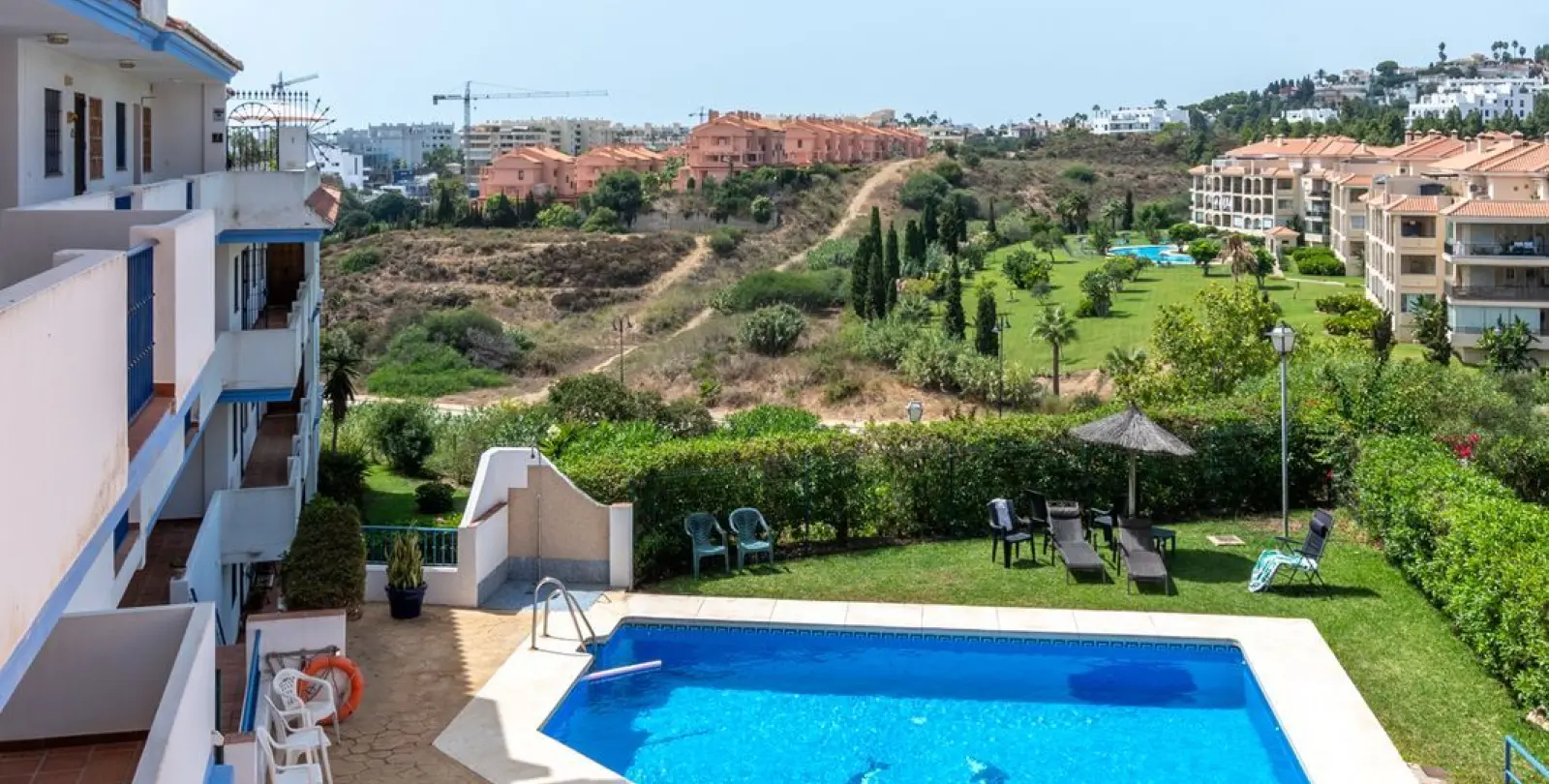 Sale of penthouse in El Faro 24