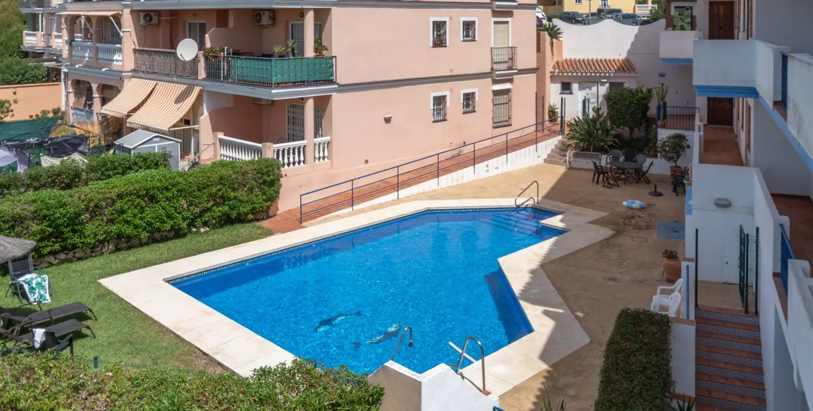Sale of penthouse in El Faro 25
