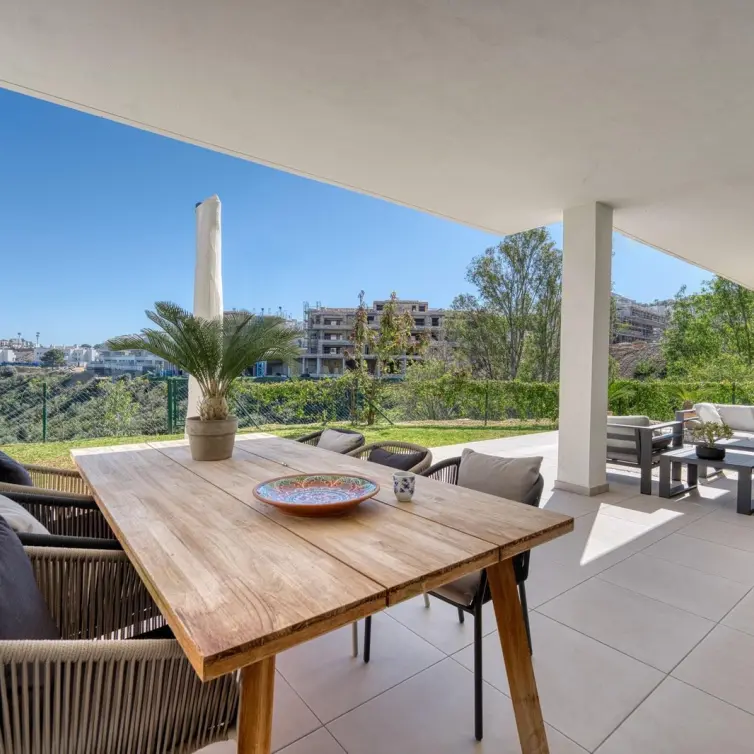 Sale of ground floor apartment in La Cala de Mijas