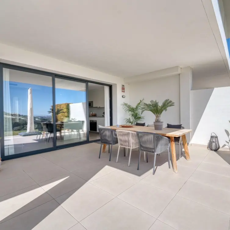 Sale of ground floor apartment in La Cala de Mijas