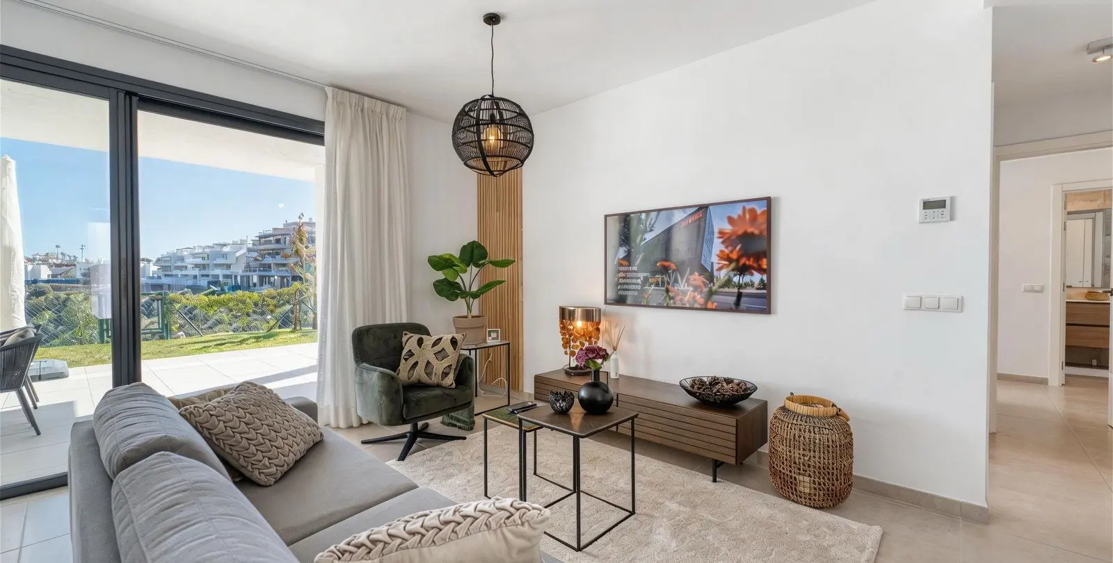 Sale of ground floor apartment in La Cala de Mijas 9