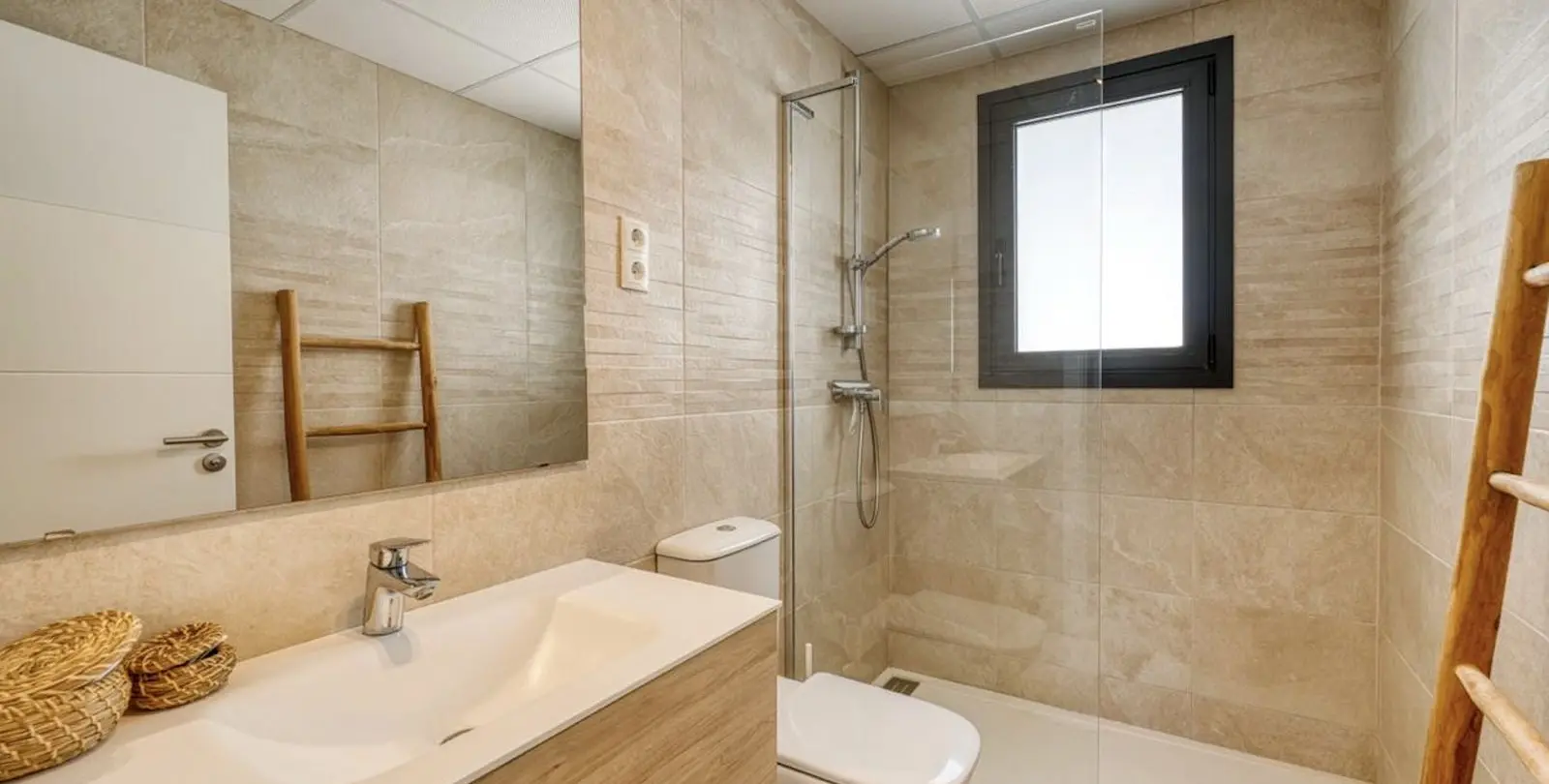 Sale of ground floor apartment in La Cala de Mijas 11