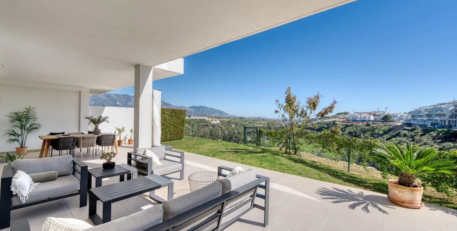 Sale of ground floor apartment in La Cala de Mijas 21