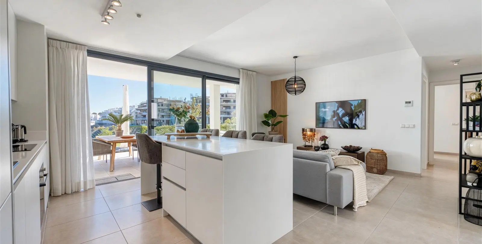Sale of ground floor apartment in La Cala de Mijas 23