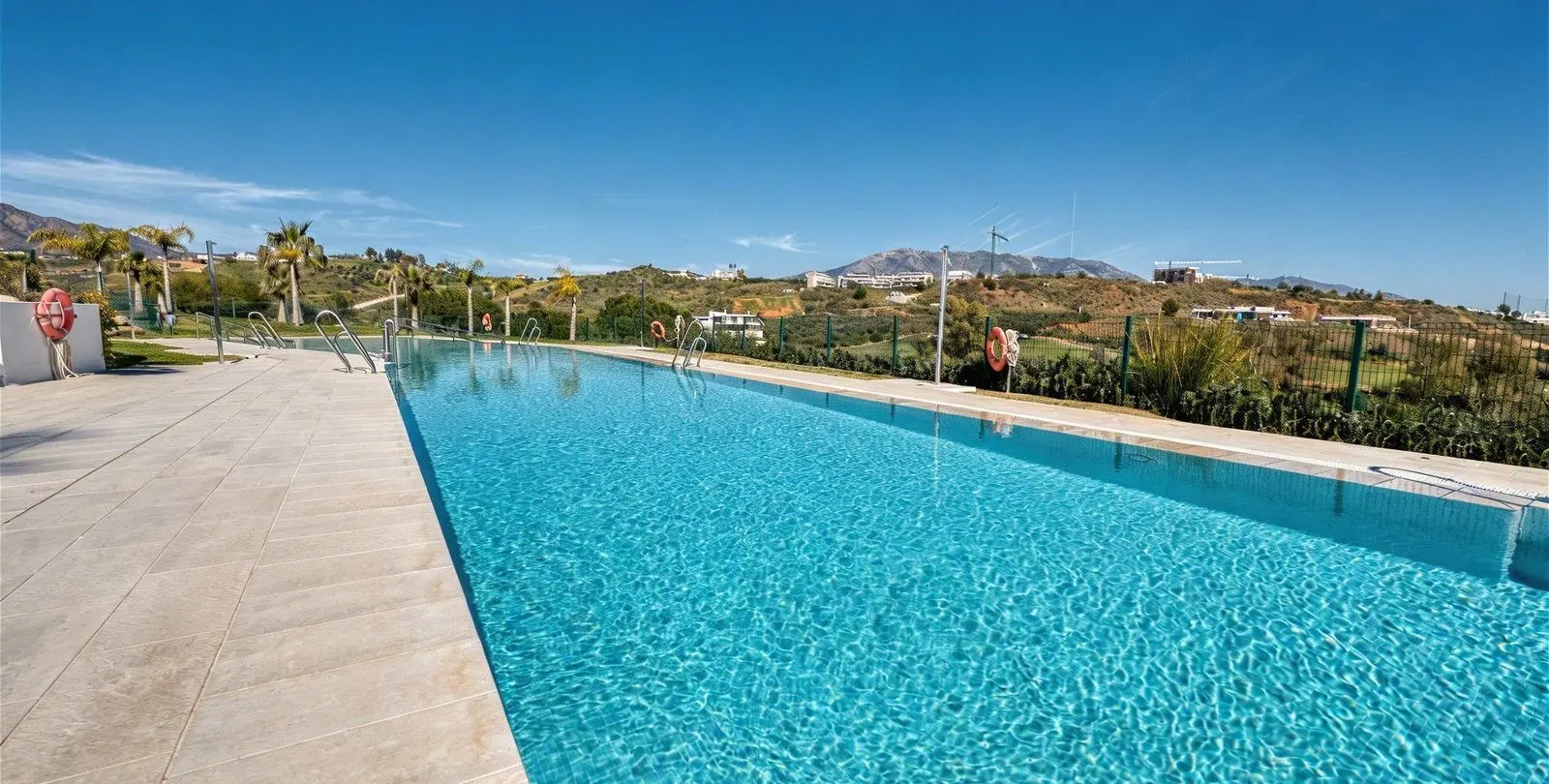 Sale of ground floor apartment in La Cala de Mijas 24