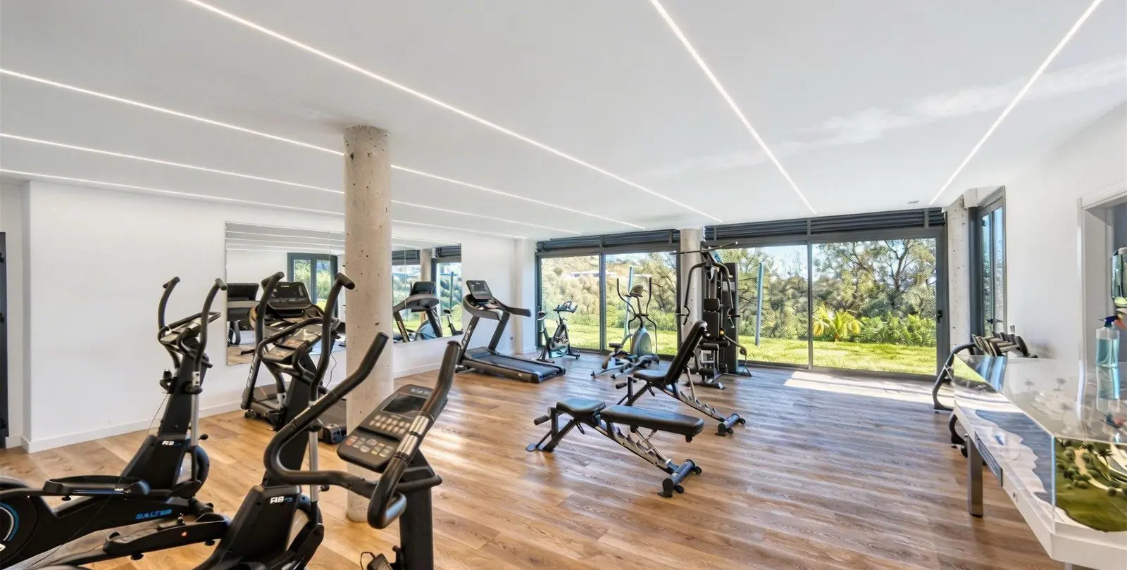 Sale of ground floor apartment in La Cala de Mijas 30