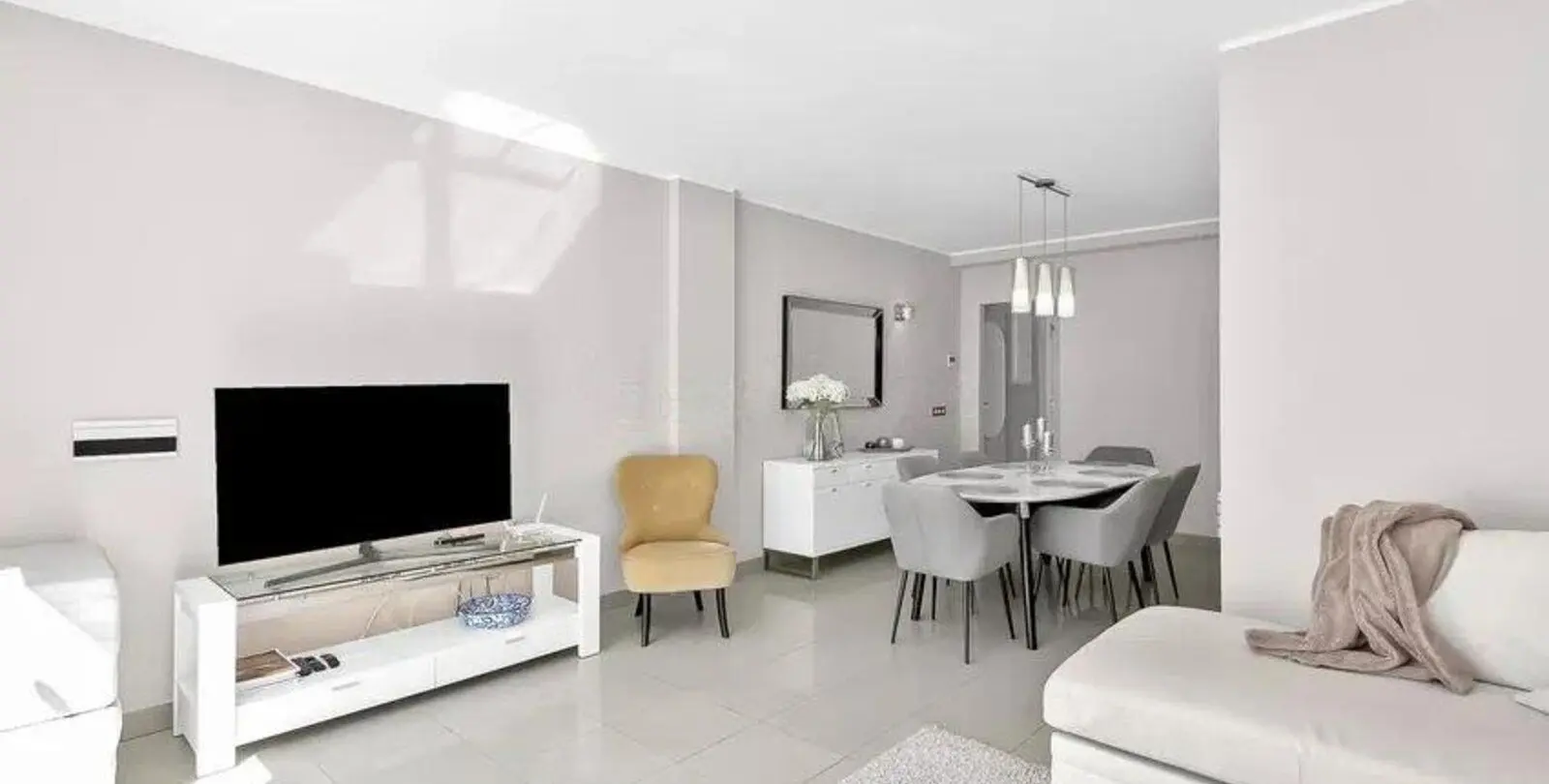 Venta de ático dúplex en El Paraiso 2