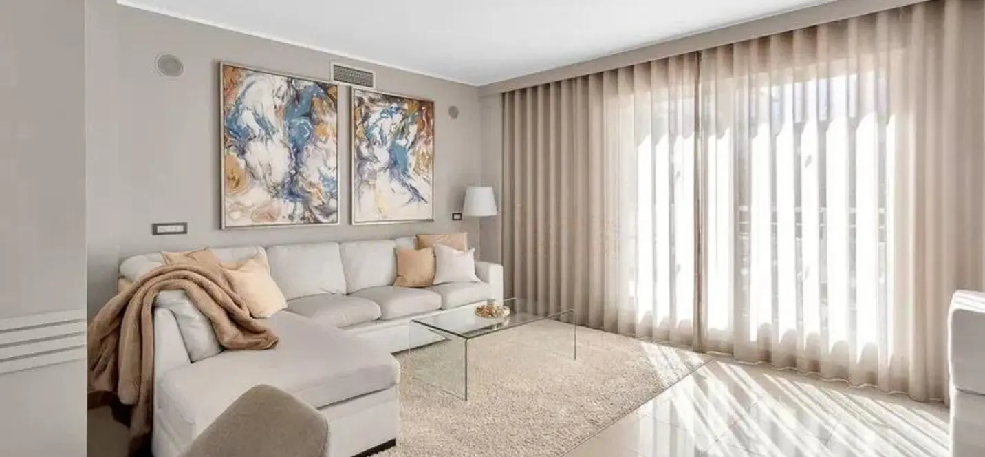 Venta de ático dúplex en El Paraiso 4